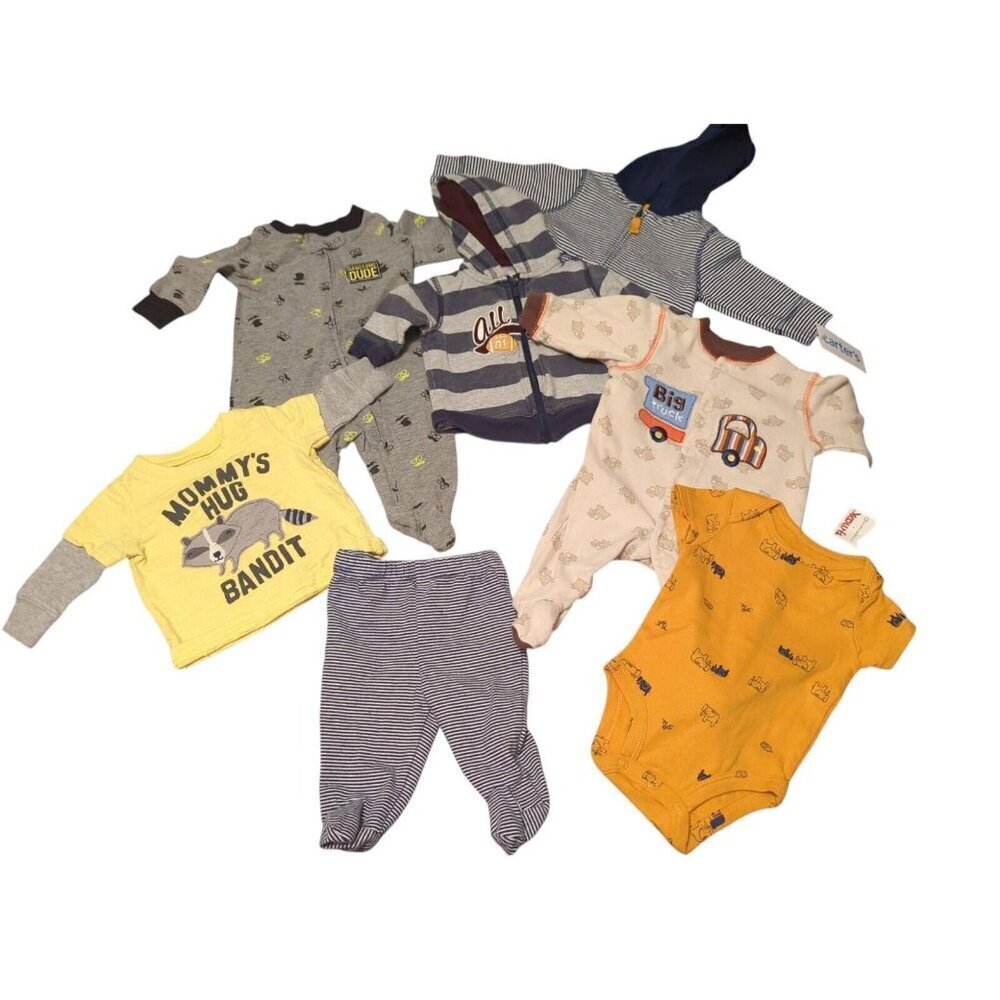 Boys Size 0-3 Months Lot Of 7 Clothing Items. Jackets. Sleepers.